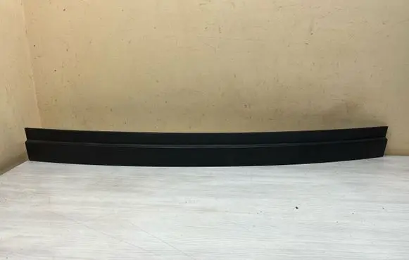 BMW X3 E83 Sill 12125313