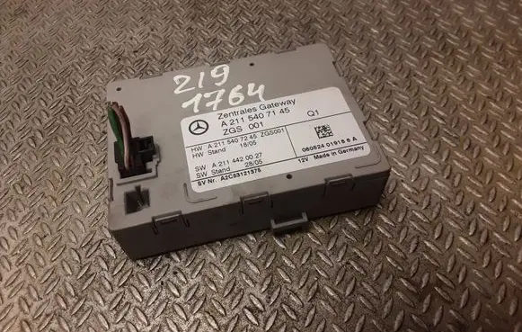 Mercedes-Benz CLS C219 Gateway control module 2115407145 A2115407145
