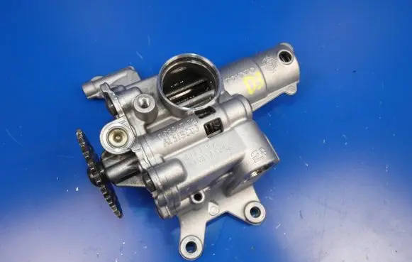 Volvo XC60 Oil pump 31330979 AL519CU3 1109120505