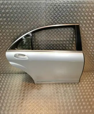 Mercedes-Benz S W221 Rear door 