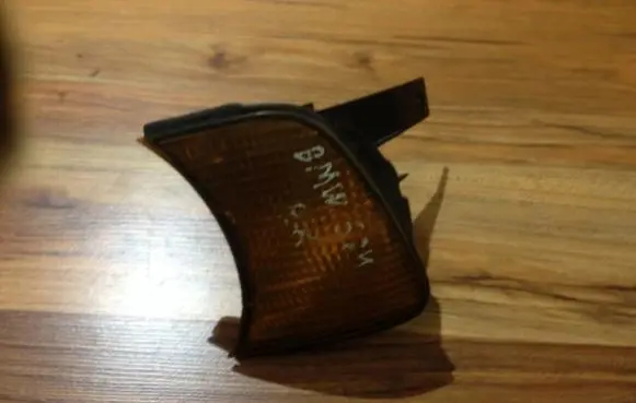 Front indicator light