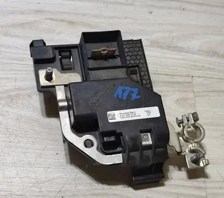 Mercedes-Benz A W177 Current control relay A2479067502 755HR2AB4R5001
