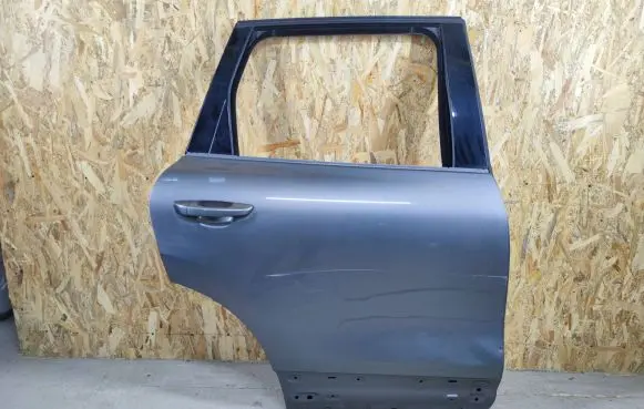 Porsche Cayenne (92A) Rear door