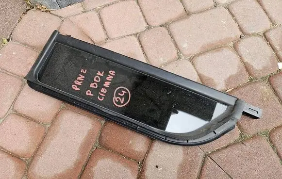 Citroen Berlingo Rear door window glass OPELCZESCI.com-F46