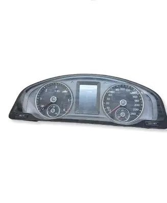 Volkswagen Multivan T5 Speedometer (instrument cluster) 7E0920870G VDD02402 1219012120