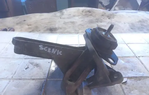Renault Scenic II - Grand scenic II Gearbox mounting bracket 8200043084