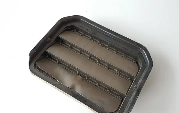Ford Focus Fender grill H1BBA280B62AB
