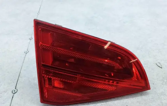 Audi A4 S4 B8 8K Tailgate rear/tail lights 219601