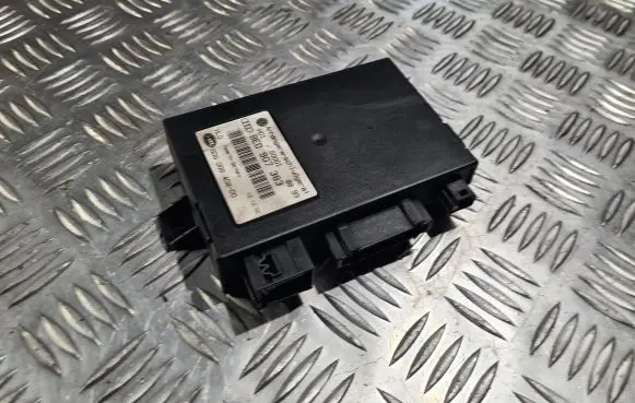 Audi A4 S4 B6 8E 8H Tow bar trailer control unit/module 8E0907383