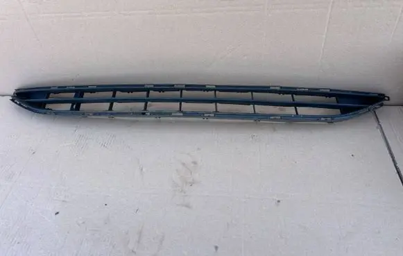 Opel Corsa E Front bumper lower grill 13432002
