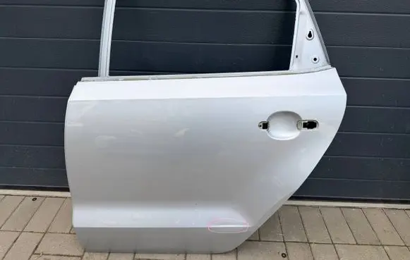 Volkswagen Polo V 6R Rear door 6R4833311