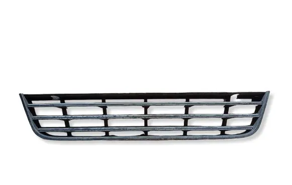 Volkswagen PASSAT B6 Front bumper lower grill 3C0853677