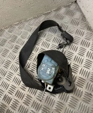 KIA Sorento Front seatbelt e40432022