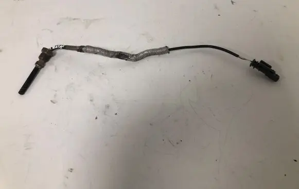 Volvo V40 Exhaust gas temperature sensor 31370468