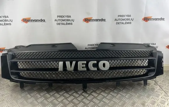 Iveco Daily 35 - 40.10 Front bumper upper radiator grill 38028010105