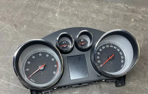 Opel Insignia A Speedometer (instrument cluster) 13433803