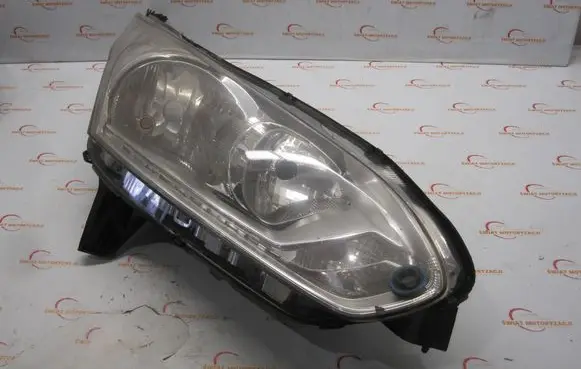 Ford Grand Tourneo Connect Rear/tail lights FT1113W029BA