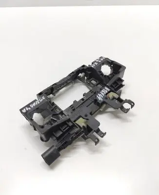 Audi A8 S8 D3 4E Front door exterior handle/bracket 4E1837885