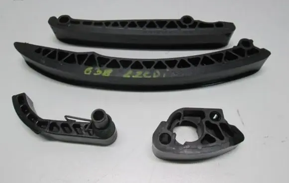Mercedes-Benz Vito Viano W638 Slide rail for timing chain Mercedes ślizg łańcucha