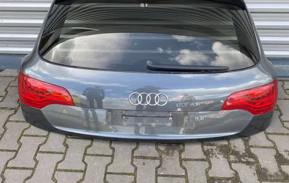 Audi Q7 4L Truck tailgate 