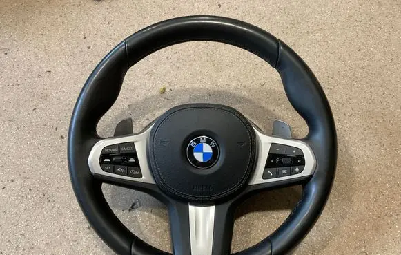BMW X5 G05 Steering wheel