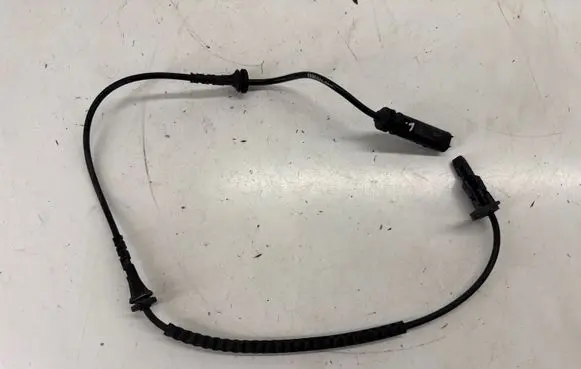 BMW 2 F44 ABS brake wheel speed sensor 6895881 34526895881