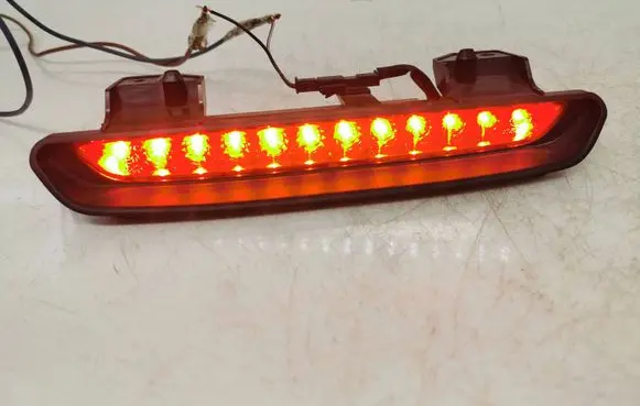 Chevrolet Orlando Third/center stoplight 1492