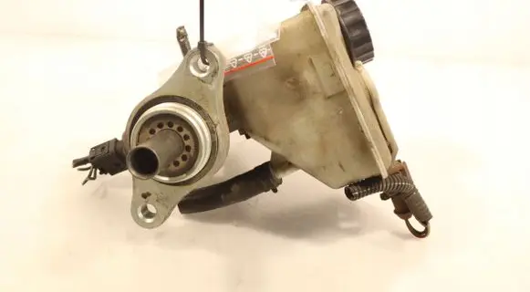 Volvo S60 Master brake cylinder 8646006