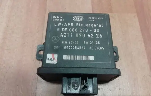 Mercedes-Benz R W251 Light module LCM A2118706226 5DF00827803 0000254537