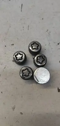 KIA Sportage Nuts/bolts 