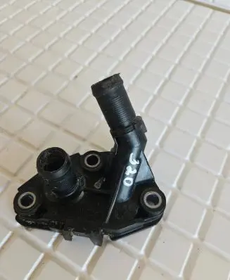 Nissan Qashqai Engine coolant pipe/hose 800386710