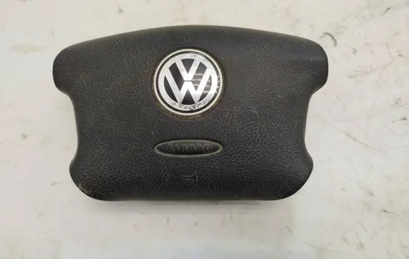 Volkswagen Golf IV Steering wheel airbag 3B0880201AS