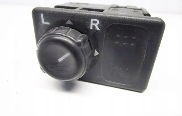 Nissan Primera Wing mirror switch