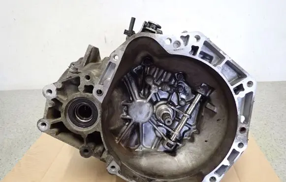 Suzuki Swift Cultus Manual 5 speed gearbox ZP0