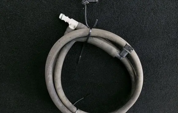 BMW 7 E65 E66 Headlight washer hose/pipe 61667009128 7009128
