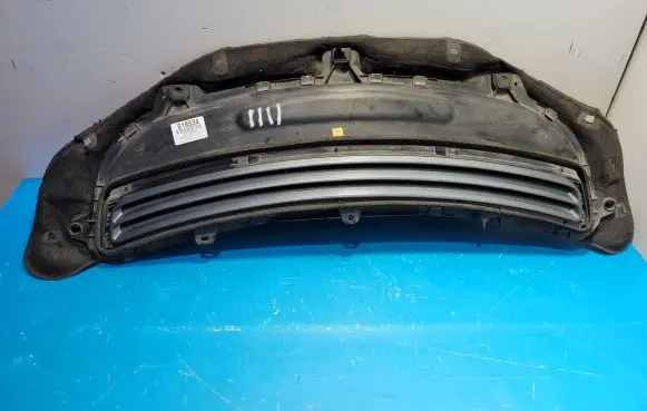 Audi A2 Intercooler air guide/duct channel 8Z0819915