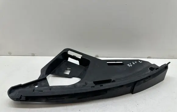 Volvo XC60 Headlight/headlamp mounting bracket 30763433