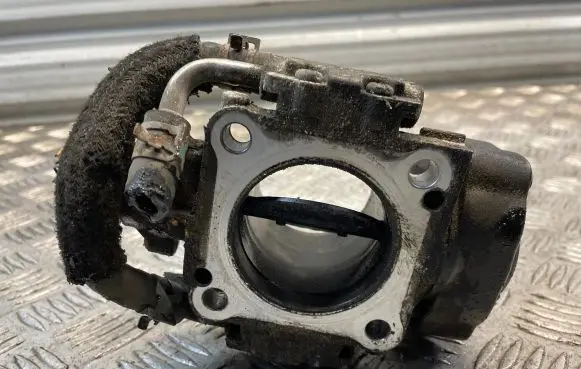 Toyota Auris 150 Throttle valve