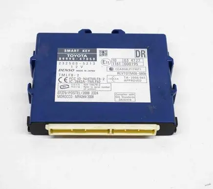 Toyota Prius (XW30) Keyless (KESSY) go control unit/module 2325005213 8999047050
