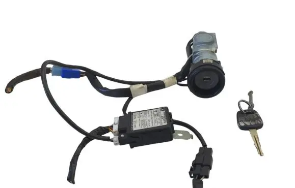 Subaru Legacy Engine ECU kit and lock set 88215AE000 X1T25172 9Z14