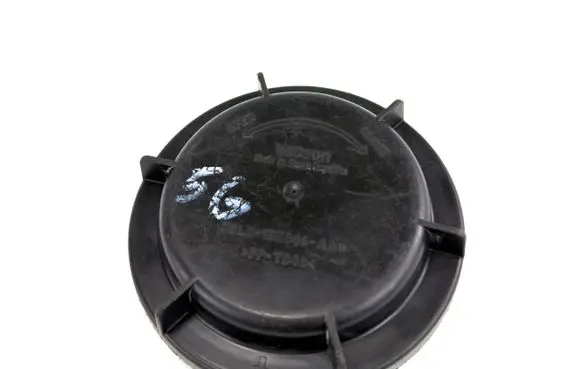 Volkswagen Golf V Headlight/headlamp dust cover 3CLX13K046AA