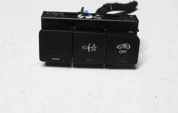 Citroen DS4 Tailgate/trunk/boot open switch 20EA10