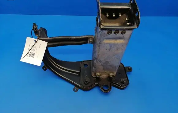 Mercedes-Benz E W211 Front bumper shock/impact absorber 