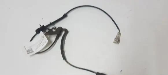Toyota Corolla Verso AR10 ABS brake wheel speed sensor 8954202040 8826612620