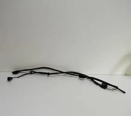 BMW X4 F26 Windshield washer spray nozzle 