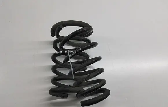 Volvo XC90 Rear coil spring 31329366