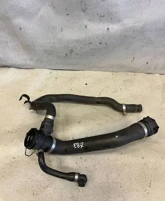 BMW 1 E81 E87 Engine coolant pipe/hose 7525641