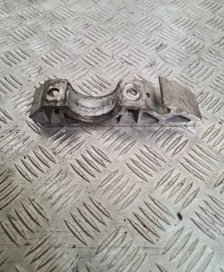 Porsche Cayenne (92A) Engine mounting bracket 7L0411063B