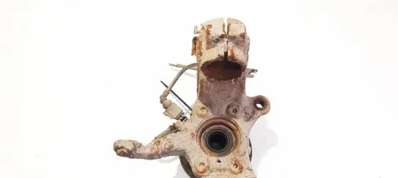 Skoda Octavia Mk2 (1Z) Front wheel hub