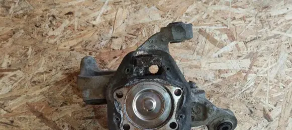 Volvo S60 Rear wheel hub 9200623